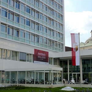 Seniorenbesuch im Krankenhaus der Elisabethinen