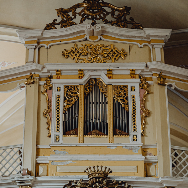Schlosskapelle Hagenberg / Nico Habichler Innensanierung
