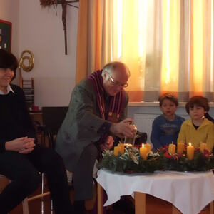 Kindergarten bereitet sich auf Weihnachten vor