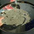 Asche auf Teller / © Diözese Linz Asche auf Teller