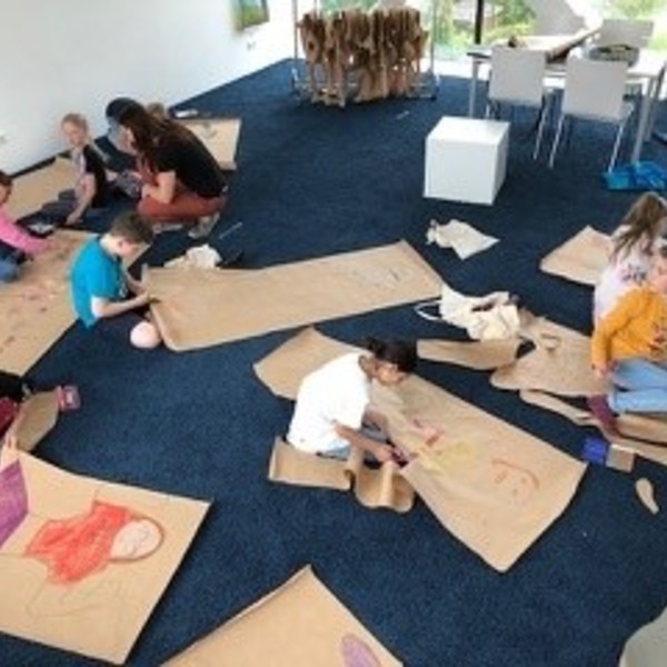 Kunstworkshop / © Bibliothek Grieskirchen Kunstworkshop